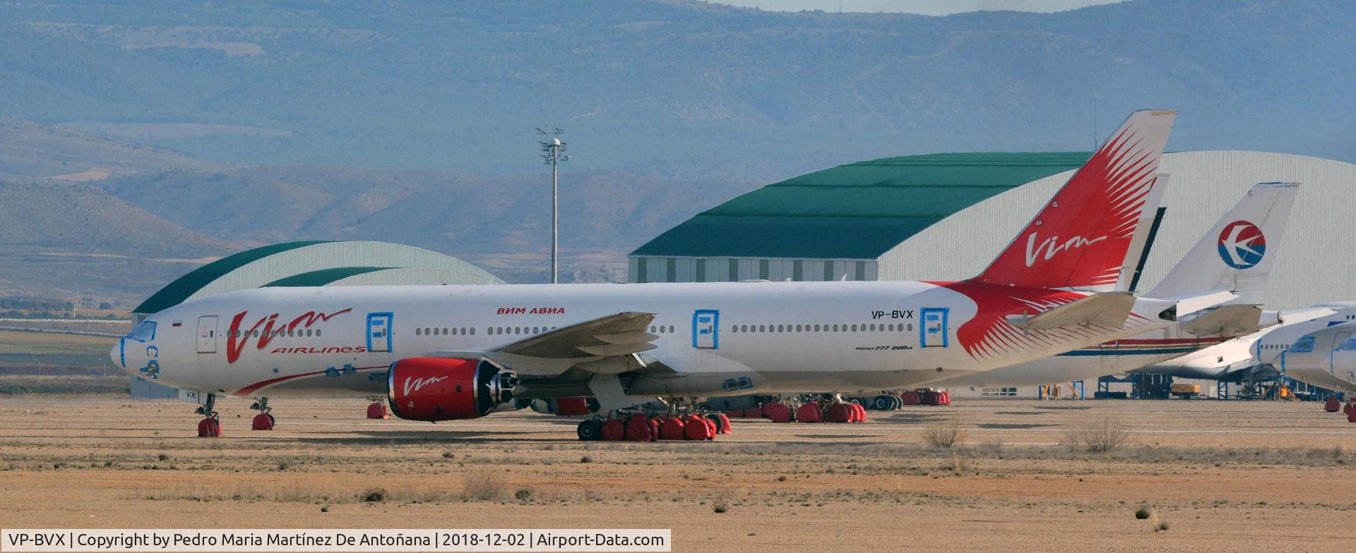 VP-BVX, 1998 Boeing 777-212/ER C/N 28514, Aeropuerto de Teruel-Plata - España