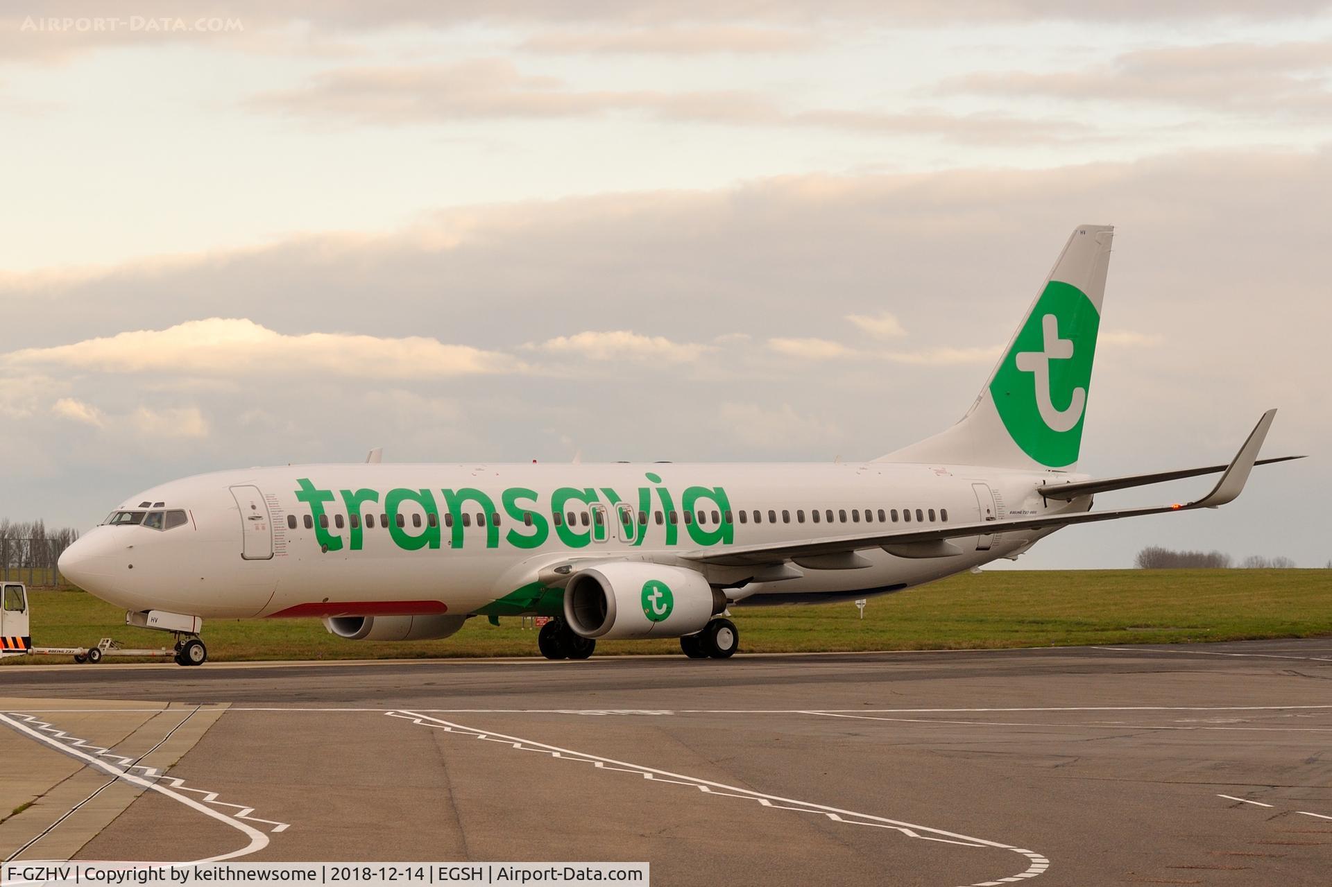 F-GZHV, 1998 Boeing 737-85H C/N 29444, Removed from spray shop with later colour scheme.