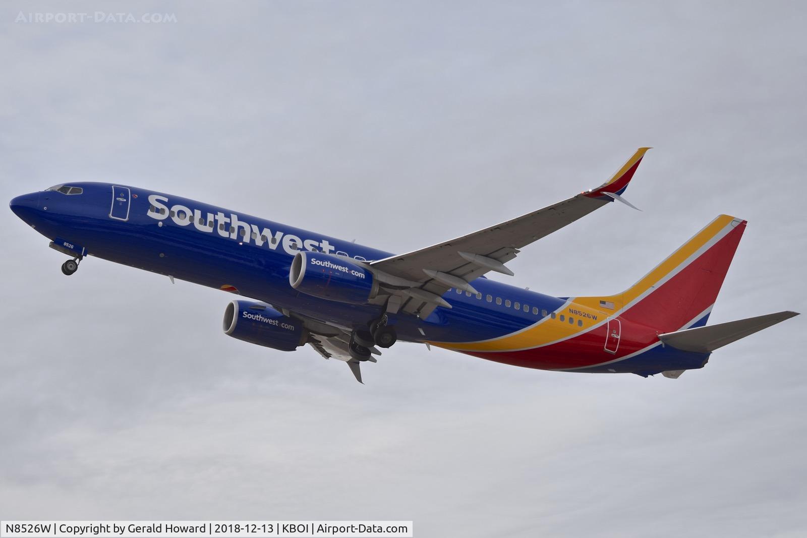 N8526W, 2017 Boeing 737-8H4 C/N 36972, Climb out from RWY 10L.