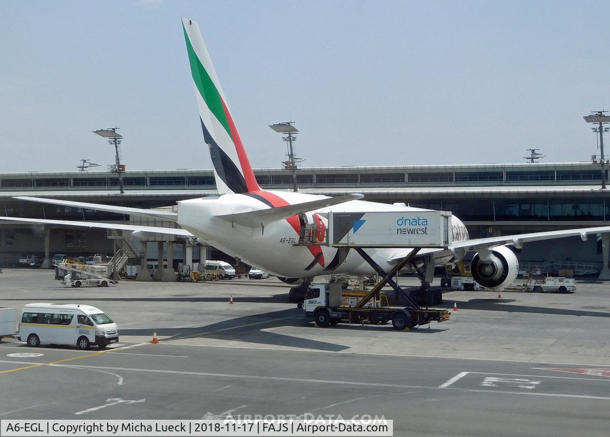 A6-EGL, 2011 Boeing 777-31H/ER C/N 41072, At O.R. Tambo