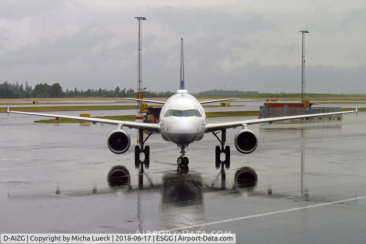 D-AIZG, 2010 Airbus A320-214 C/N 4324, At Gothenburg
