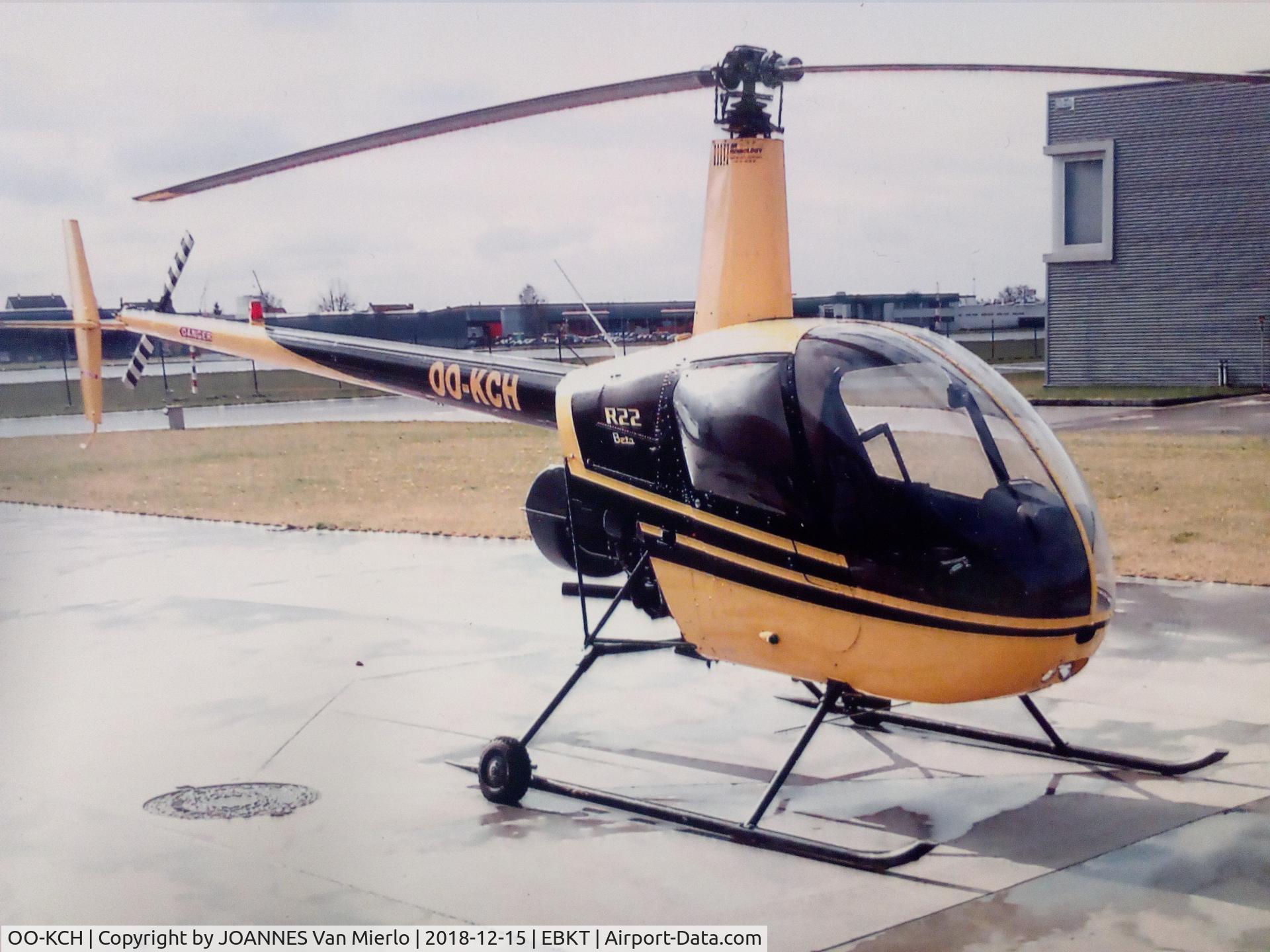 OO-KCH, 1992 Robinson R22 Beta C/N 2220, Wevelgem. Kortrijk. Belgium