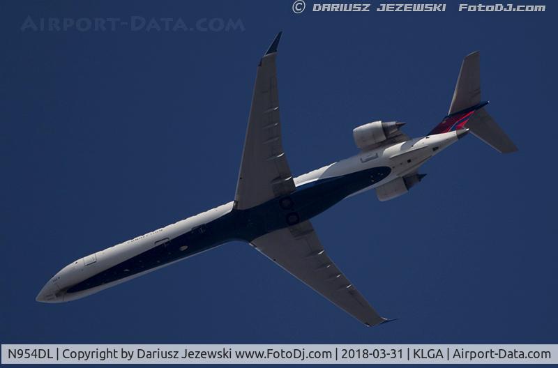 N954DL, 1990 McDonnell Douglas MD-88 C/N 49885, McDonnell Douglas MD-88 - Delta Air Lines  C/N 49885, N954DL