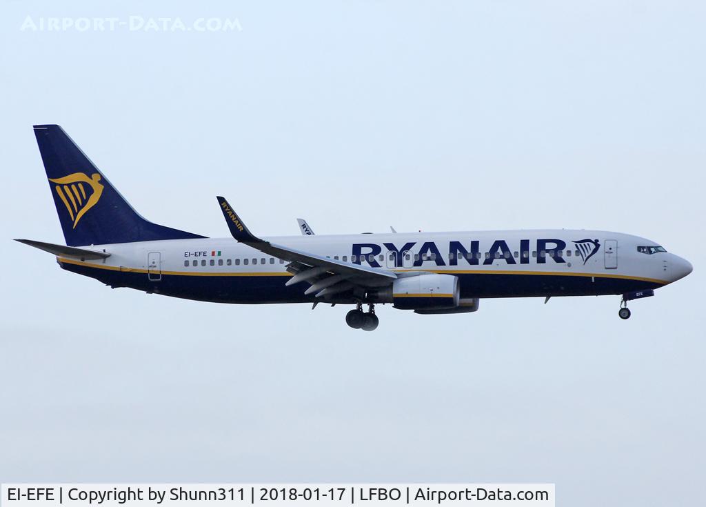EI-EFE, 2009 Boeing 737-8AS C/N 37533, Landing rwy 32L