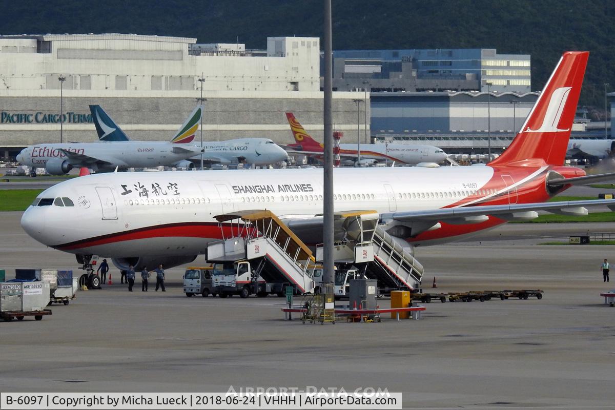 B-6097, 2007 Airbus A330-343X C/N 866, At Hong Kong