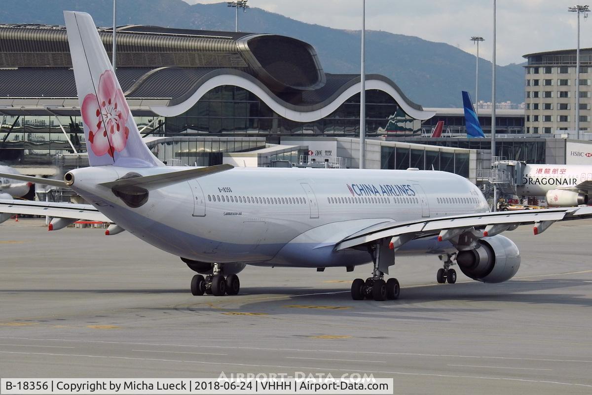 B-18356, 2011 Airbus A330-302 C/N 1272, At Hong Kong