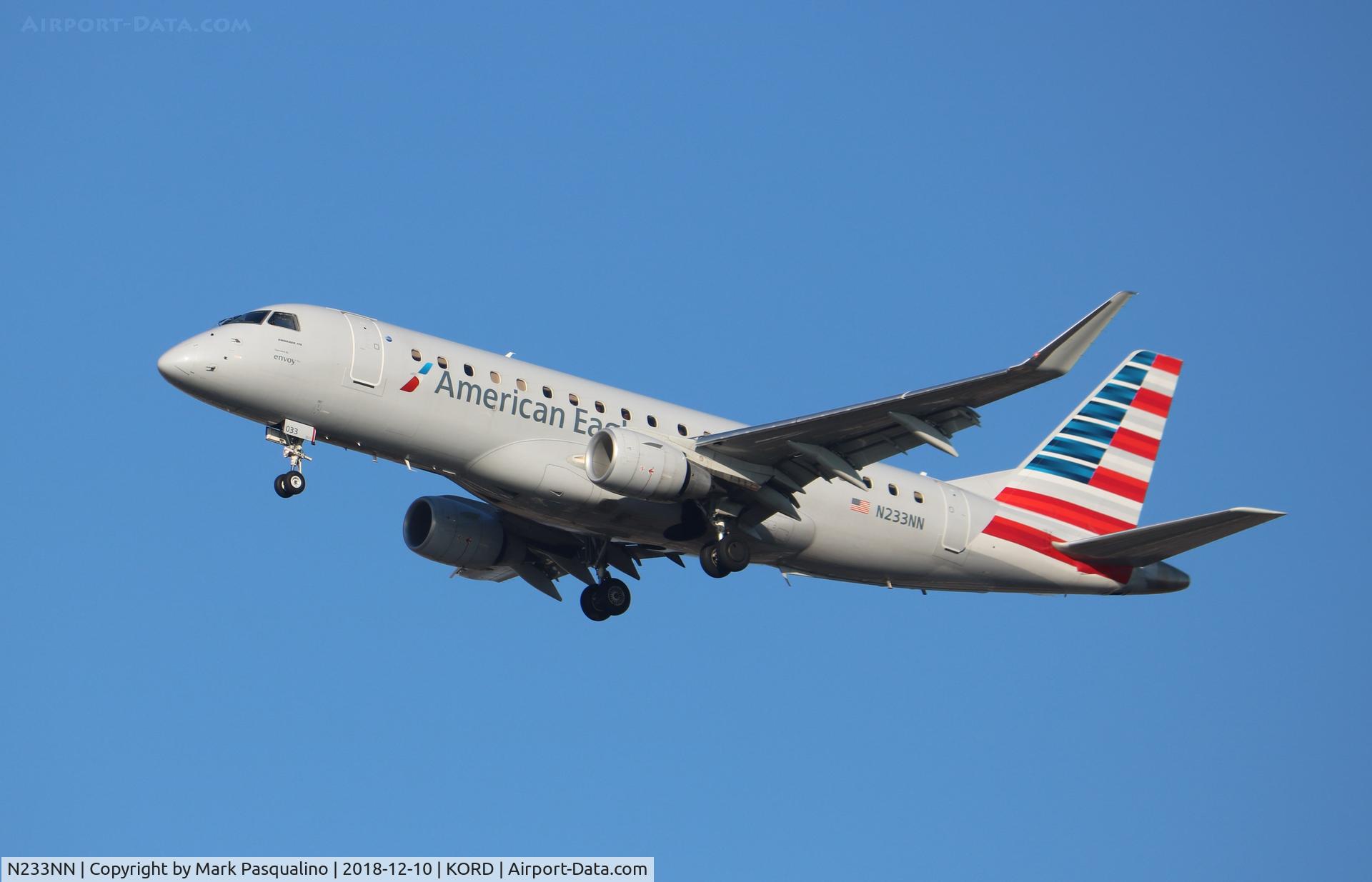 N233NN, 2016 Embraer 175LR (ERJ-170-200LR) C/N 17000561, ERJ-170-200LR