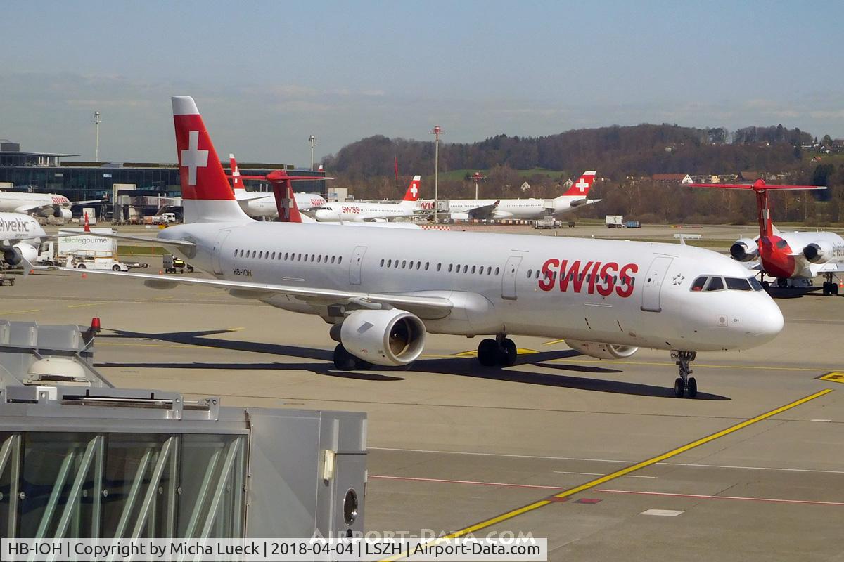 HB-IOH, 1997 Airbus A321-111 C/N 664, At Zurich
