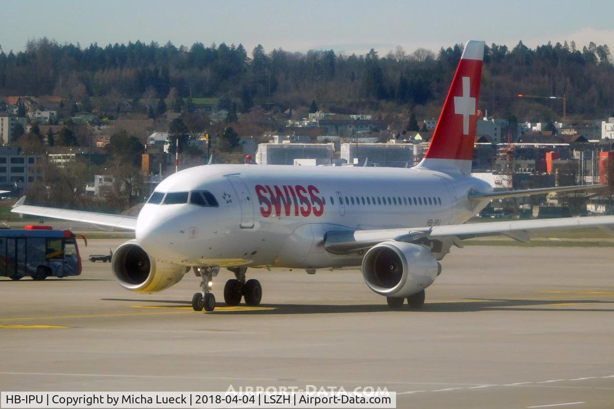 HB-IPU, 1997 Airbus A319-112 C/N 713, At Zurich