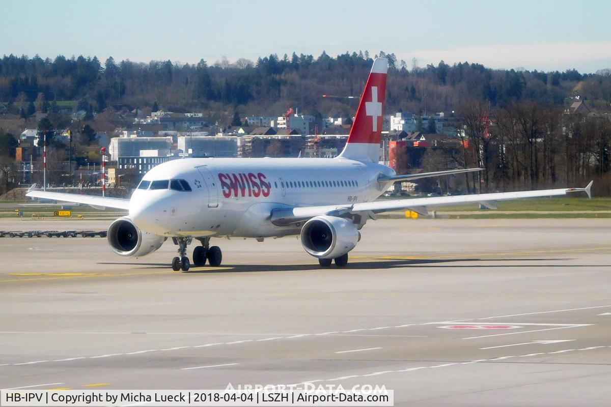HB-IPV, 1996 Airbus A319-112 C/N 578, At Zurich