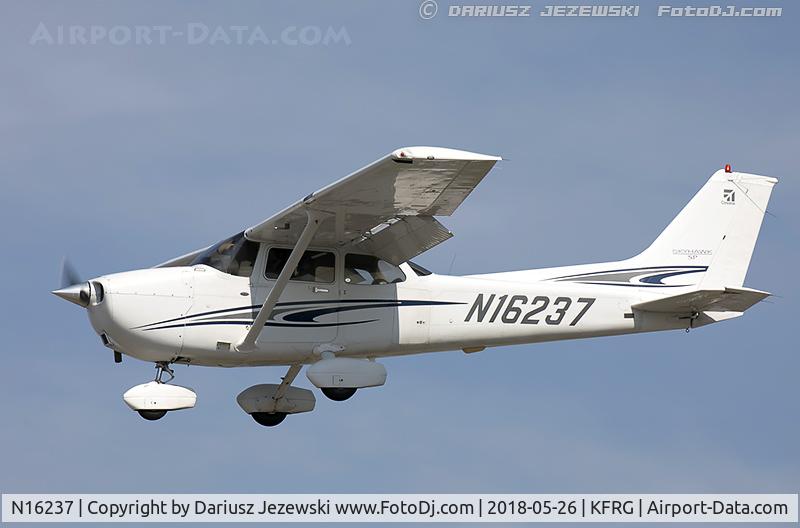 N16237, 2005 Cessna 172S C/N 172S9912, Cessna 172S Skyhawk  C/N 172S9912, N16237