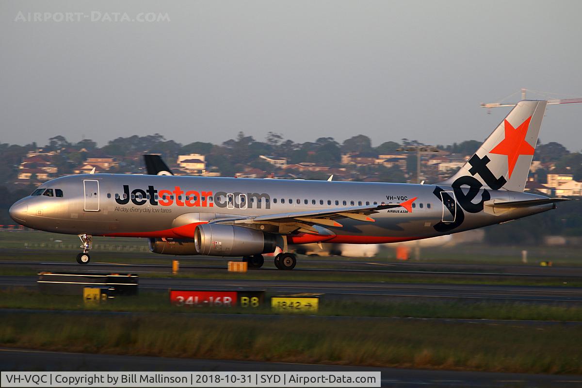 VH-VQC, 2008 Airbus A320-232 C/N 3668, early morning trip