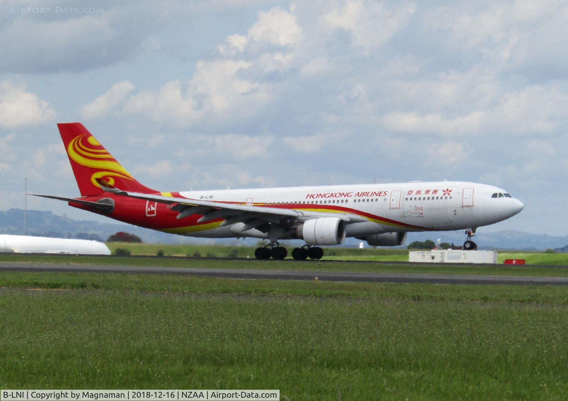 B-LNI, 2010 Airbus A330-223 C/N 1034, touchdown