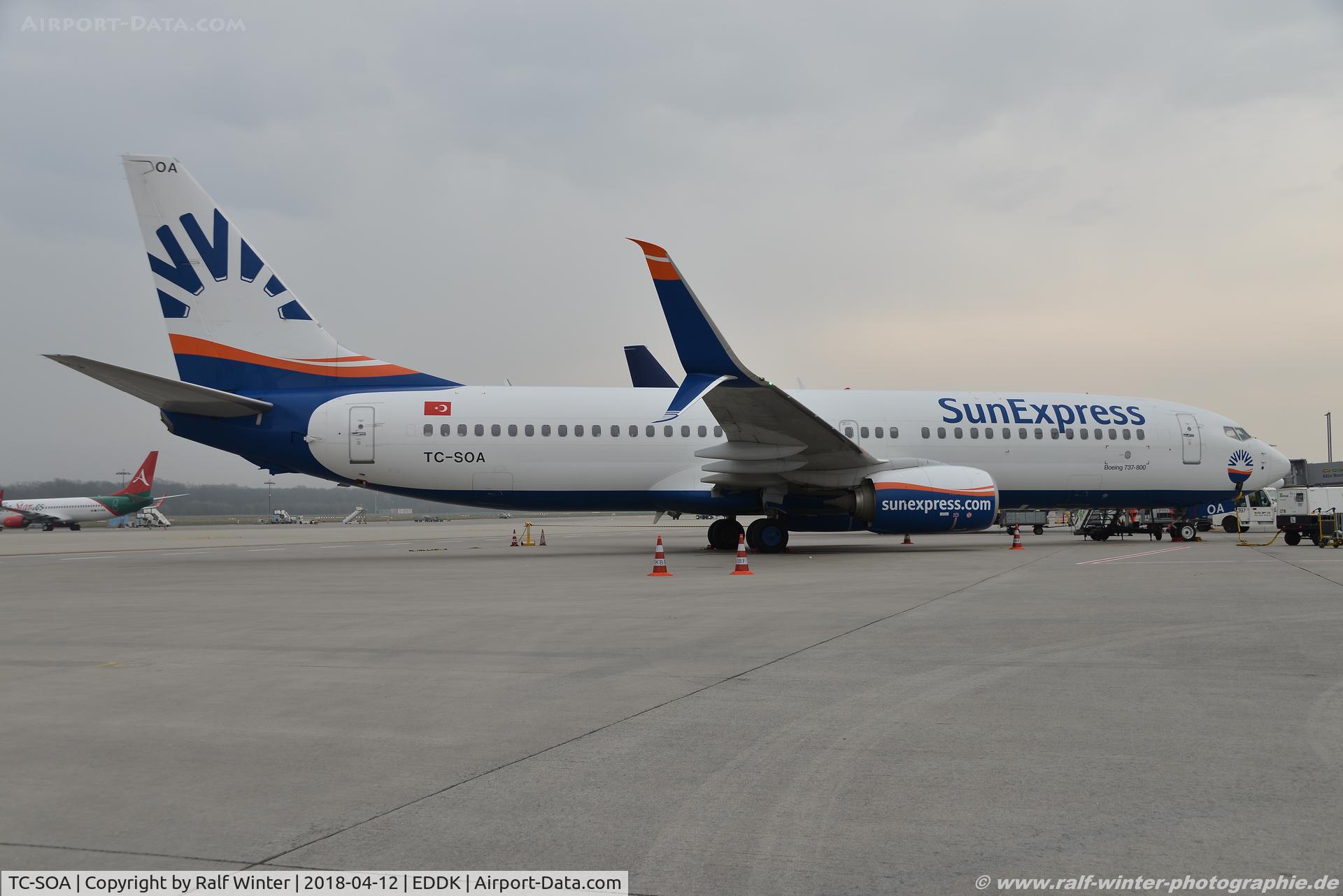 TC-SOA, 2016 Boeing 737-8HC C/N 61184, Boeing 737-8HC(W) - XQ SXS SunExpress - 61184 - TC-SOA - 12.04.2018 - CGN