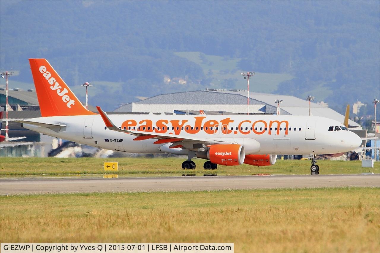 G-EZWP, 2013 Airbus A320-214 C/N 5927, Airbus A320-214, Holding point rwy 15, Bâle-Mulhouse-Fribourg airport (LFSB-BSL)