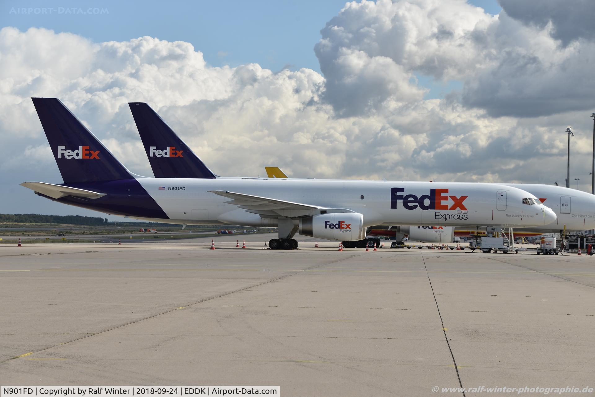N901FD, 1993 Boeing 757-2B7 C/N 27122, Boeing 757-2B7SF - FX FDX Federal Express 'Tucker' - 27122 - N901FD - 24.09.2018 - CGN