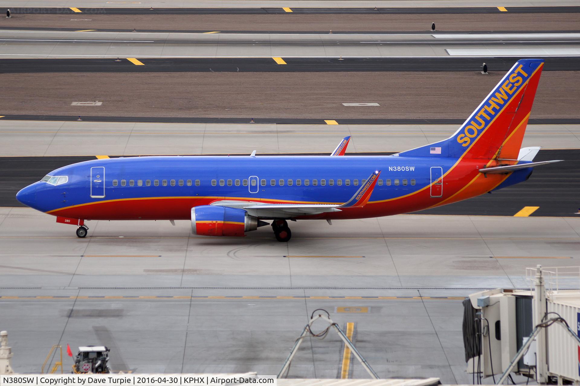 N380SW, 1994 Boeing 737-3H4 C/N 26587, No comment.