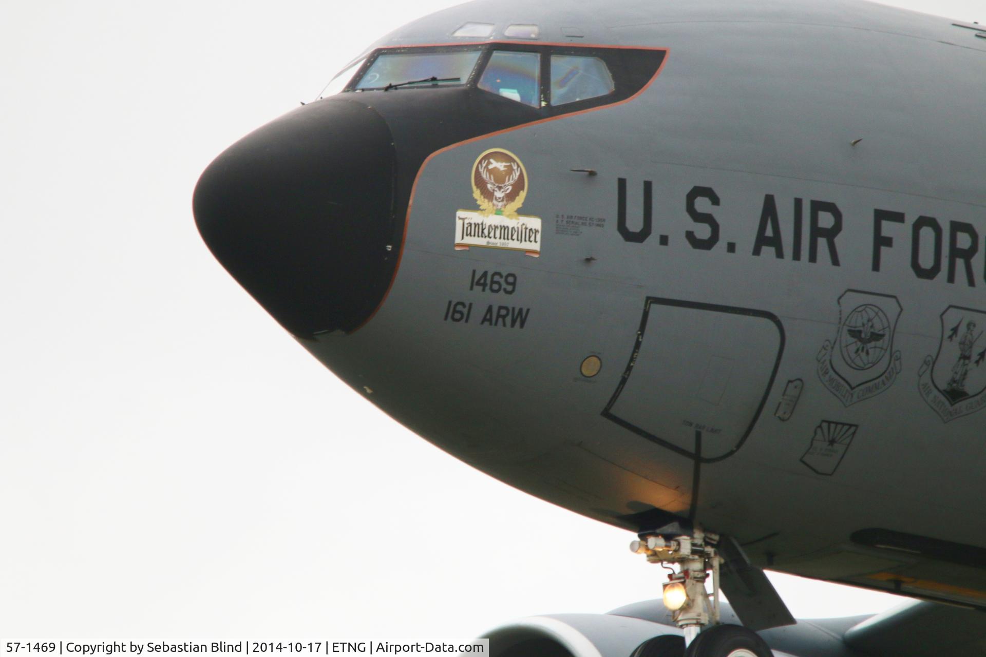 57-1469, 1958 Boeing KC-135R Stratotanker C/N 17540, 1469 landing @ Geilenkirchen, Germany