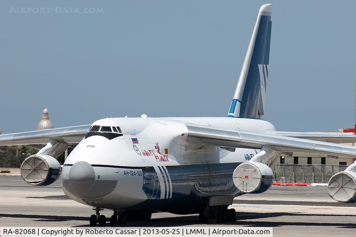 RA-82068, 1993 Antonov An-124-100 Ruslan C/N x770051359127, Park 9