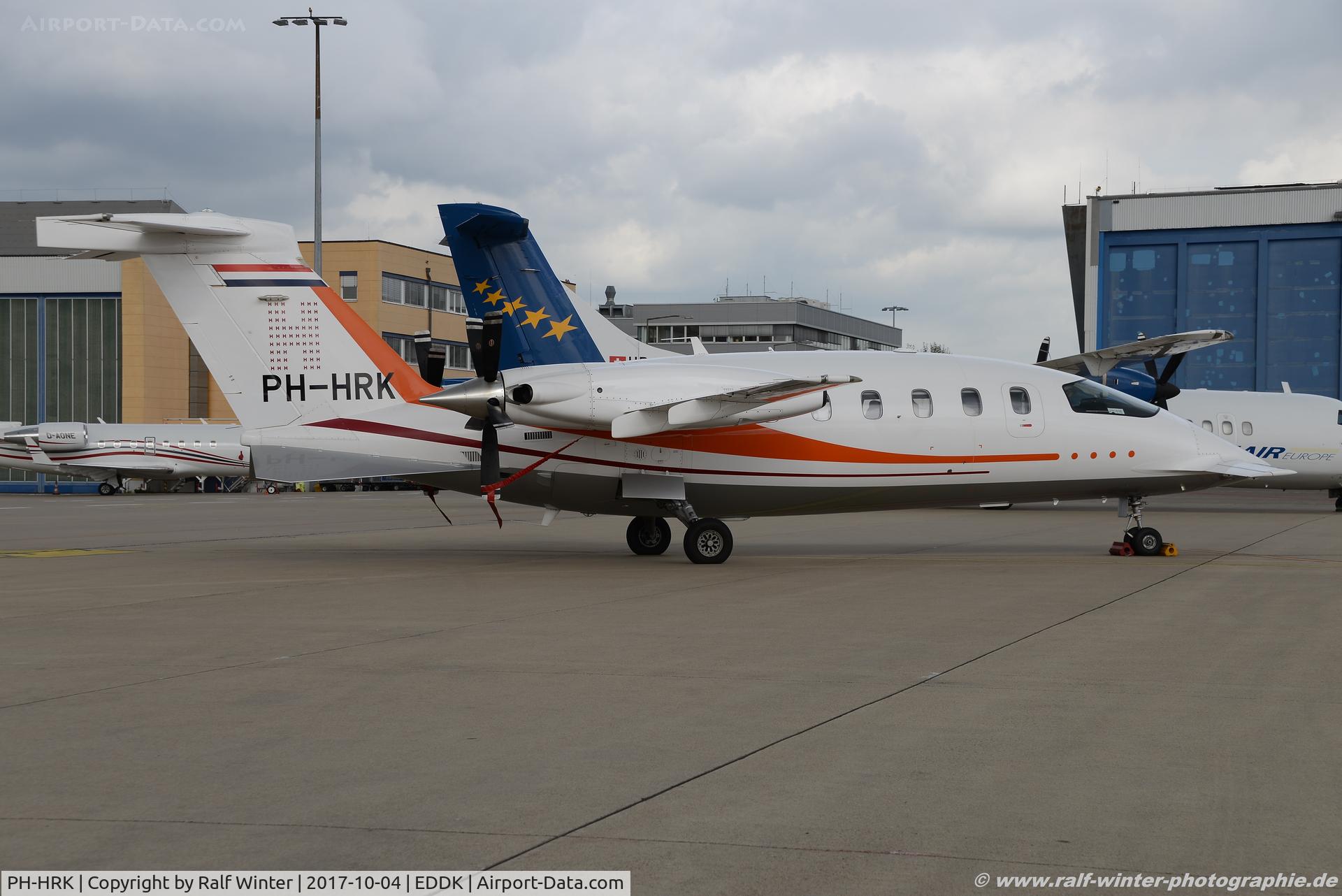 PH-HRK, 2006 Piaggio P-180 Avanti C/N 1120, Piaggio P-180 Avanti - Rotterdam Private Air - 1120 - PH-HRK - 04.10.2017 - CGN