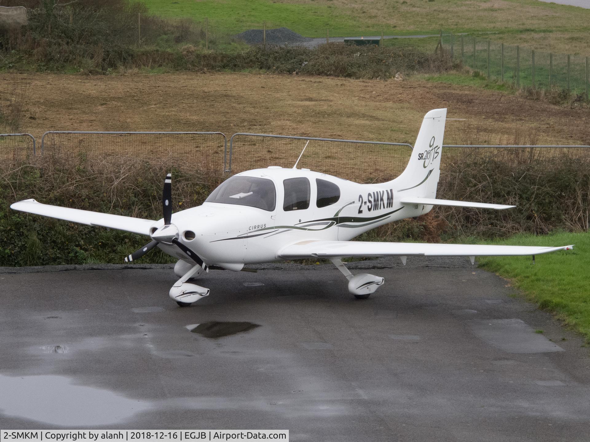 2-SMKM, 2006 Cirrus SR20 GTS C/N 1662, Parked outside the Aero Club hangar for a Sunday breakfast visit