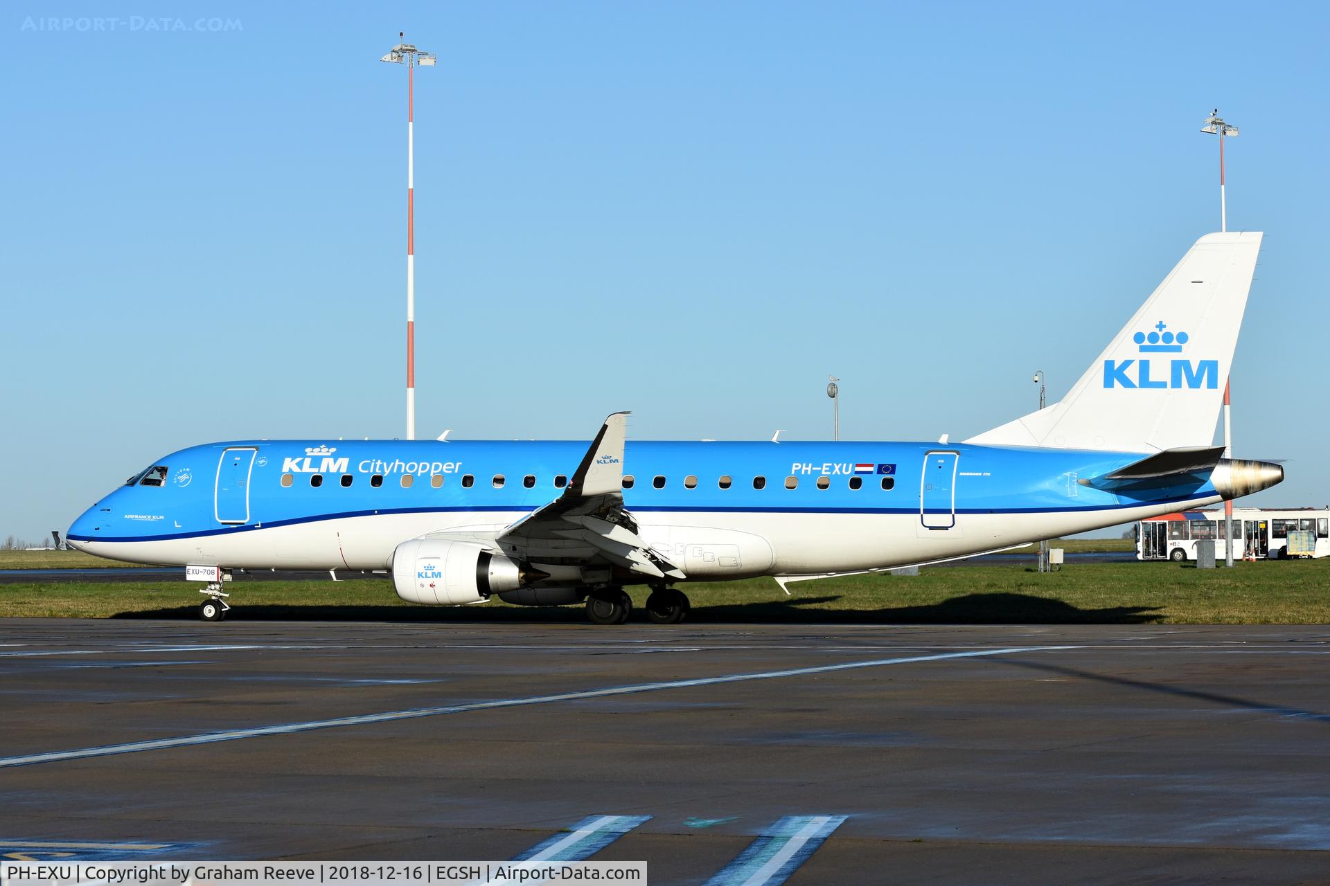 PH-EXU, 2018 Embraer 175STD (ERJ-170-200) C/N 17000708, Departing from Norwich.