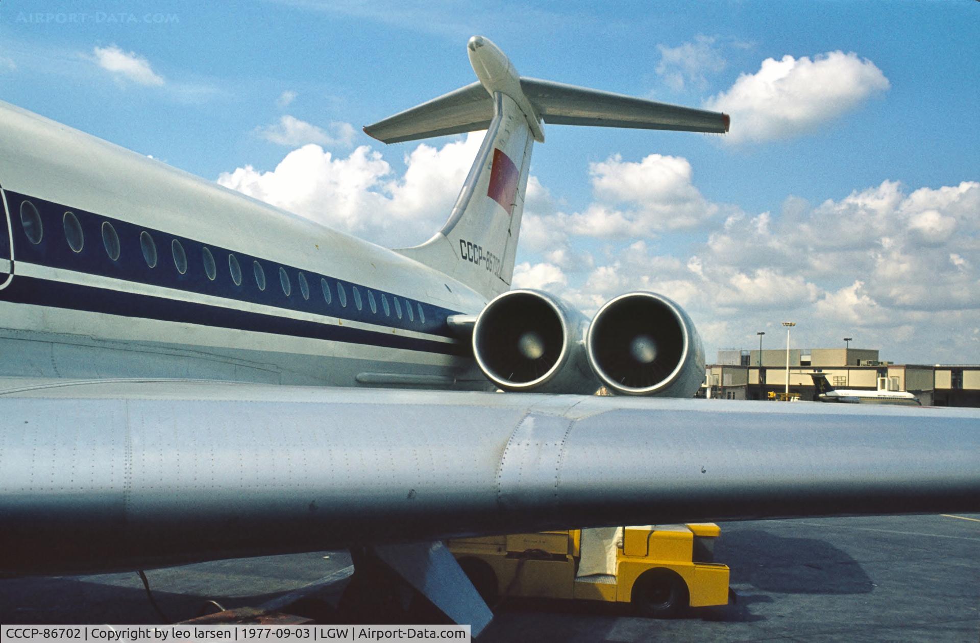 CCCP-86702, 1973 Ilyushin Il-62M C/N 31505, London Gatwick 3.9.1977
