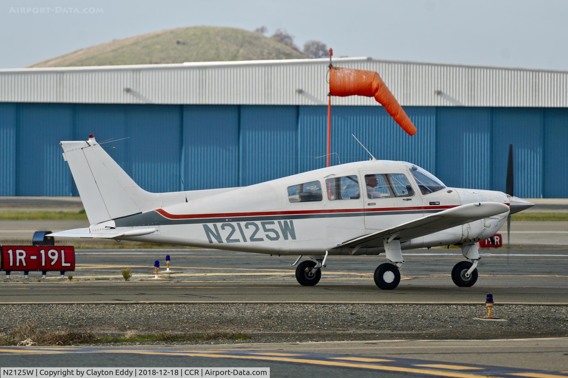 N2125W, 1973 Beech C23 Sundowner 180 C/N M-1499, Buchanan Field Concord California 2018.