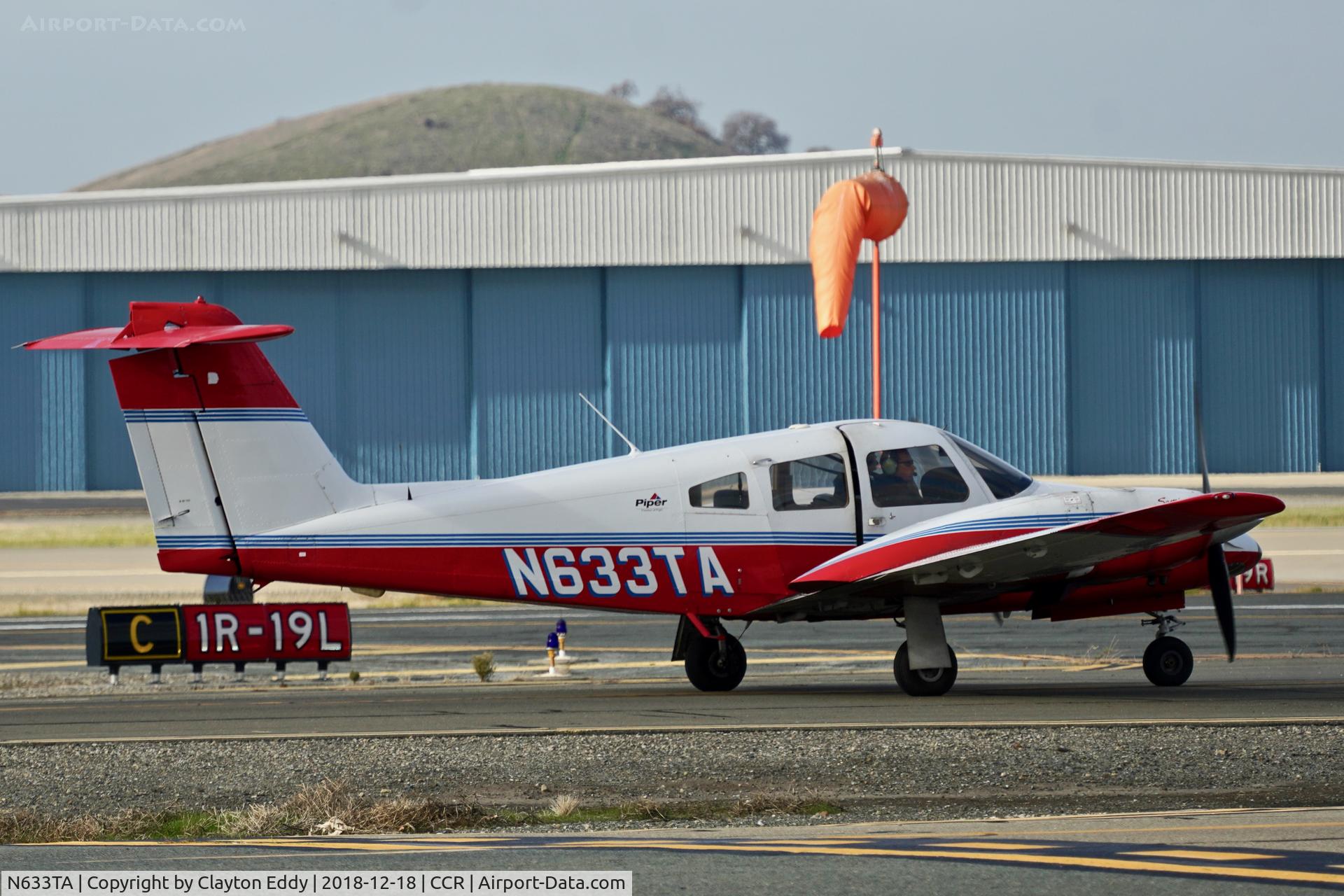 N633TA, 2001 Piper PA-44-180 Seminole C/N 4496052, Buchanan Field Concord California 2018.