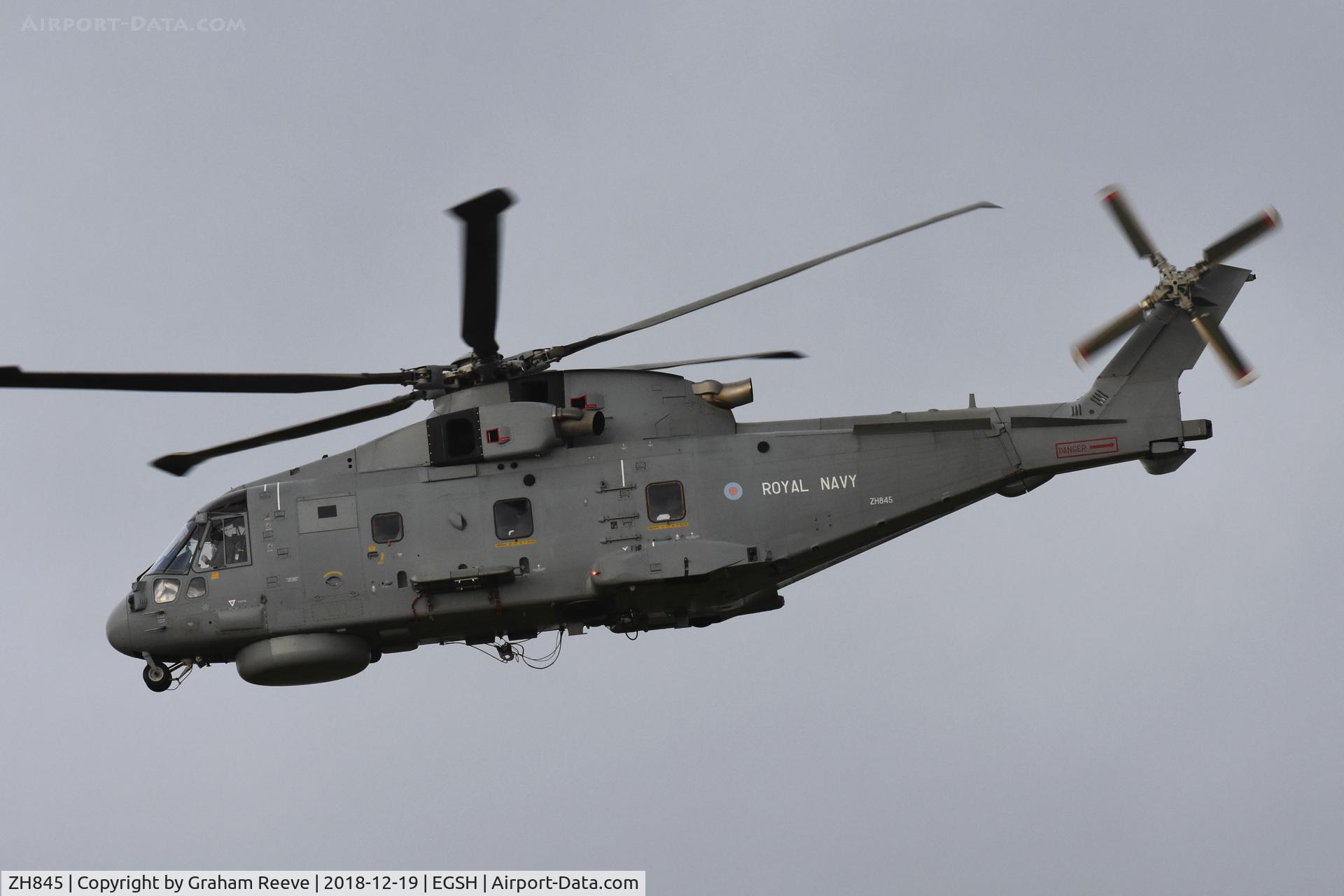 ZH845, 2000 AgustaWestland EH-101 Merlin HM.2 C/N 50105/RN25, Departing from Norwich.