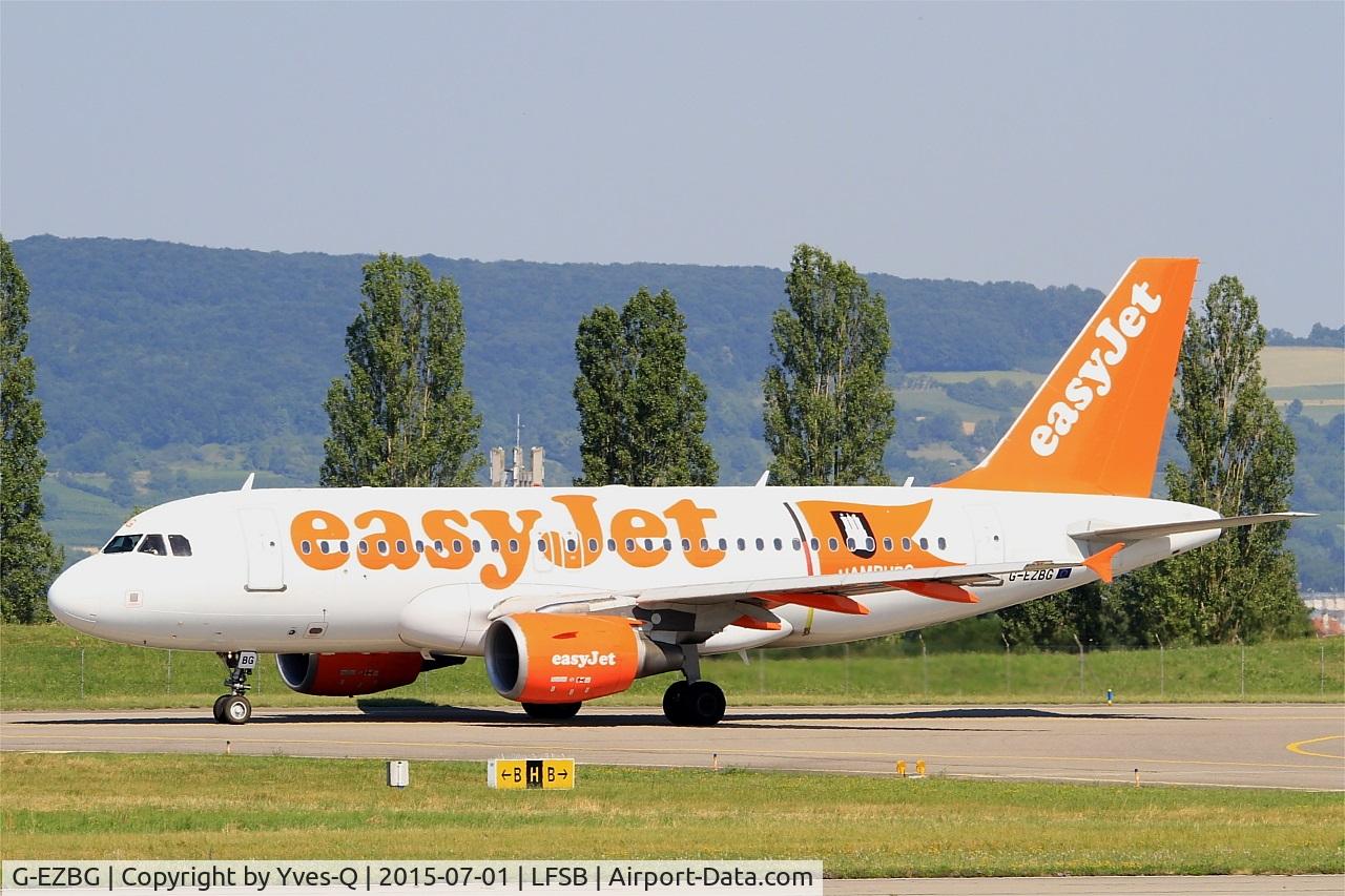 G-EZBG, 2006 Airbus A319-111 C/N 2946, Airbus A319-111, Taxiing to holding point rwy 15, Bâle-Mulhouse-Fribourg airport (LFSB-BSL)