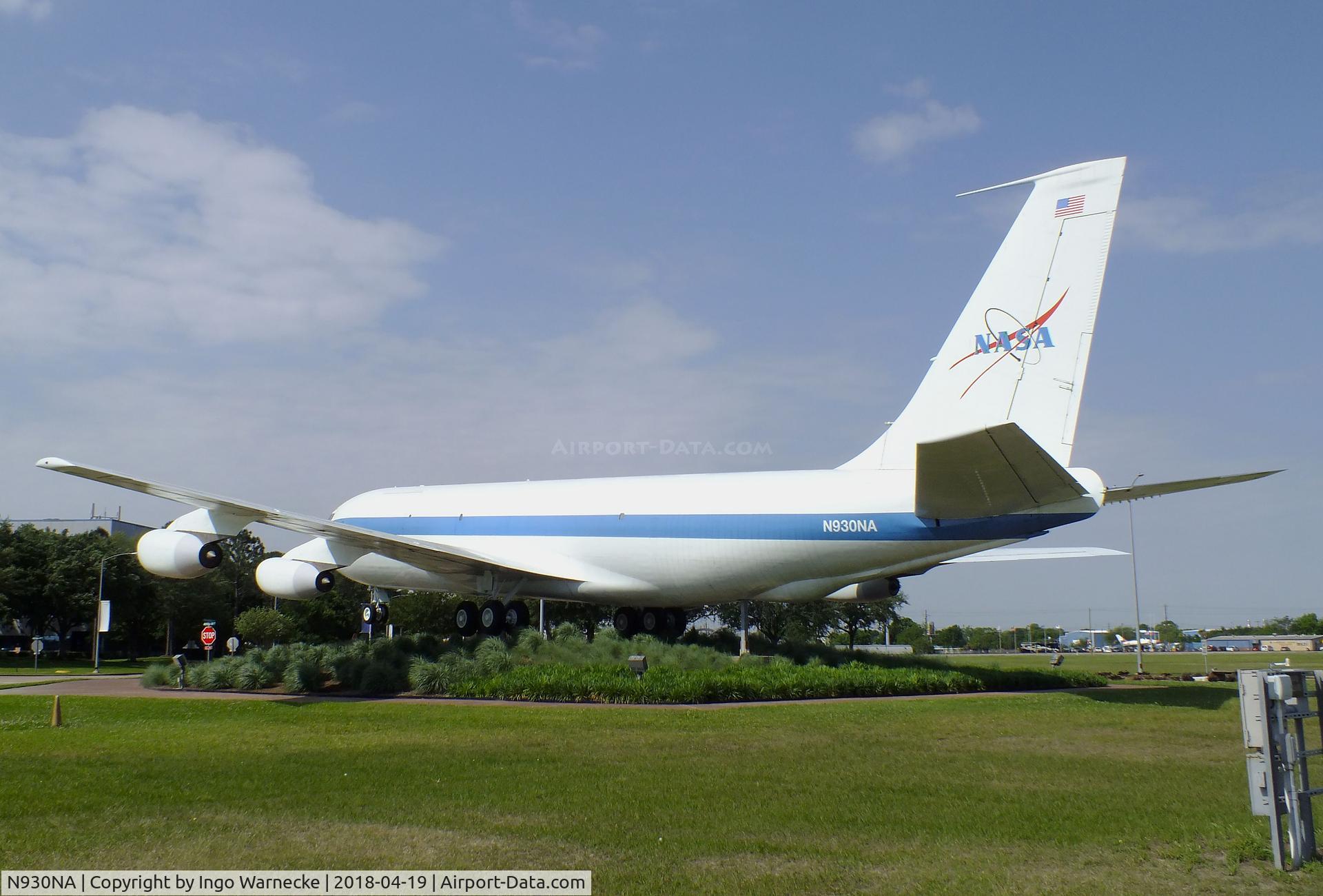 N930NA, 1959 Boeing KC-135A Stratotanker C/N 17969, Boeing KC-135A Stratotanker - used by NASA for Zero-G-Flights - at the Lone Star Flight Museum, Houston TX