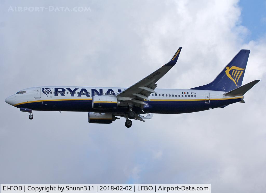 EI-FOB, 2015 Boeing 737-8AS C/N 44710, Landing rwy 32L