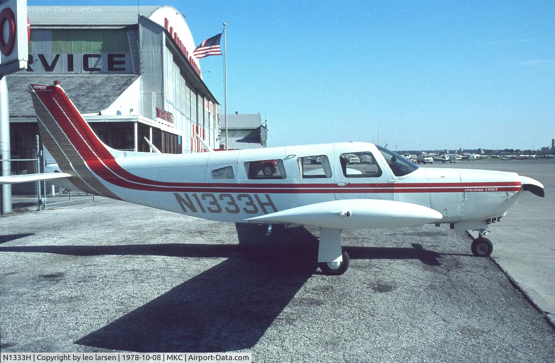 N1333H, Piper PA-32R-300 Cherokee Lance C/N 32R-7780154, Kansas City 8.10.1978