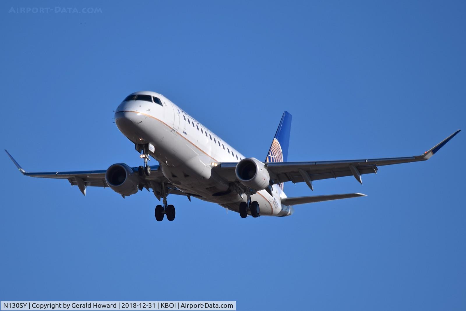N130SY, 2015 Embraer 175LR (ERJ-170-200LR) C/N 17000449, Landing RWY 28R.