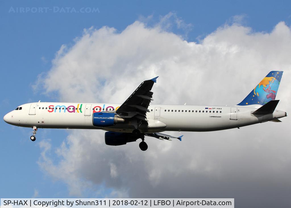 SP-HAX, 2006 Airbus A321-211 C/N 2903, Landing rwy 32L
