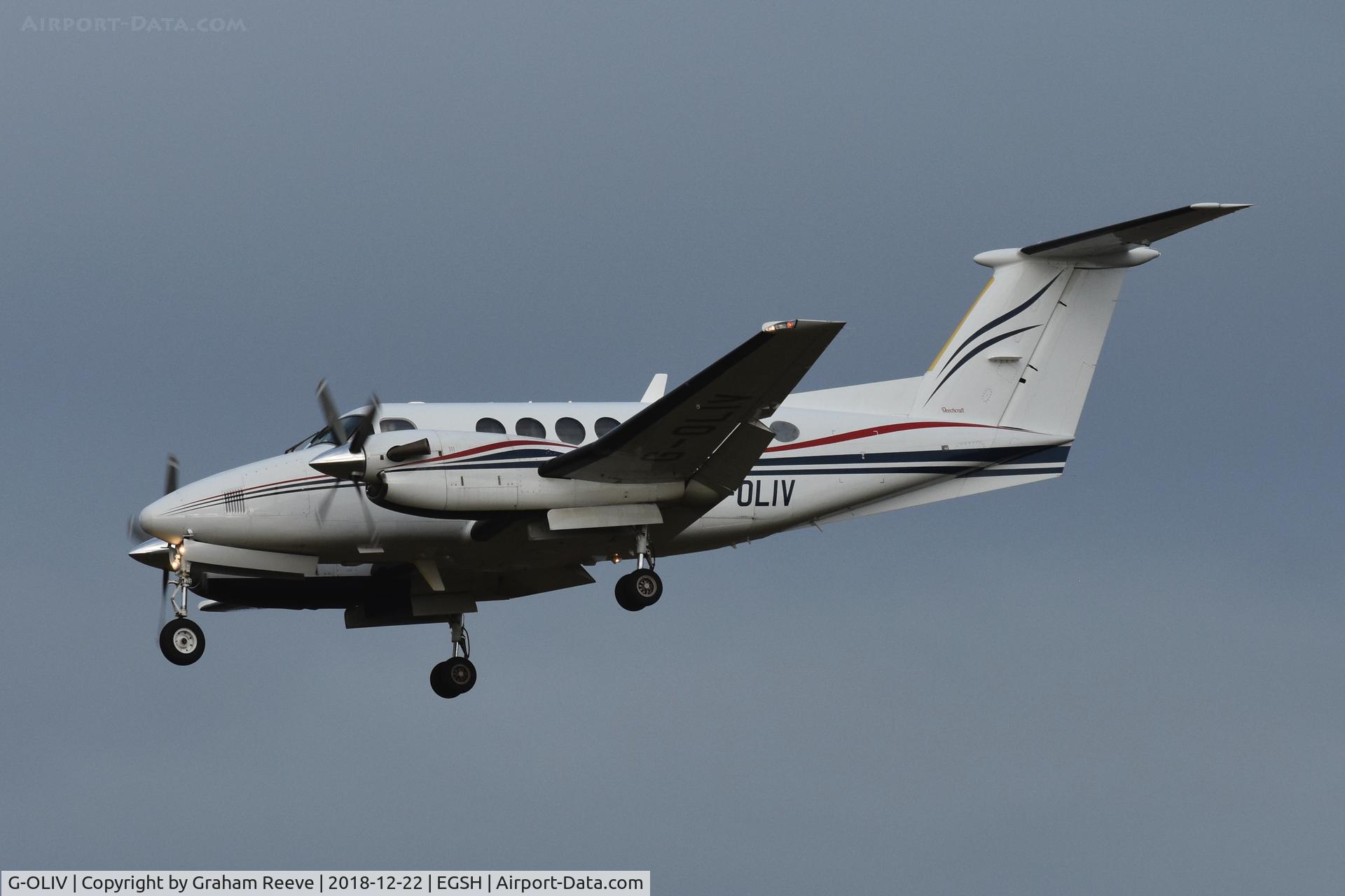 G-OLIV, 2003 Raytheon B200 King Air C/N BB-1835, Landing at Norwich.