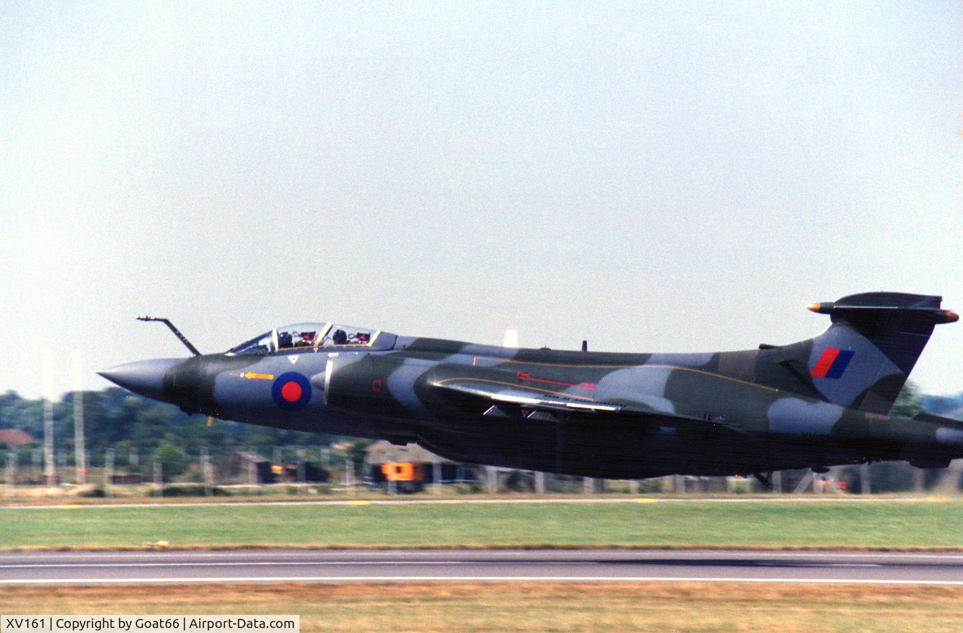 XV161, 1966 Hawker Siddeley Buccaneer S.2B C/N B3-02-66, The u/c micro-switch raises the gear and closes the doors as soon as there is no weight on the mains; makes for impressive take-off pics!