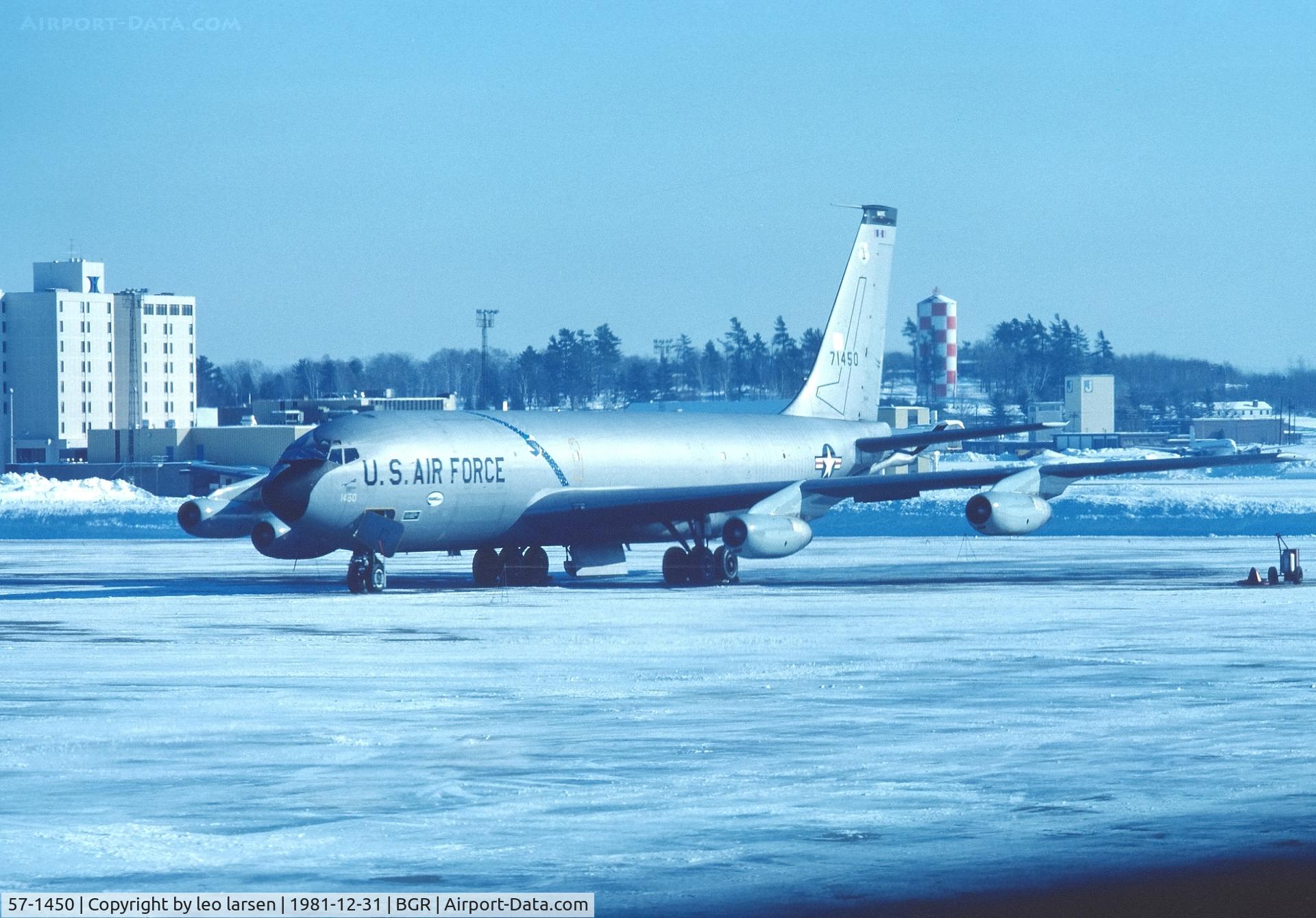 57-1450, 1957 Boeing KC-135E Stratotanker C/N 17521, Bangor 31.12.1981 stil as a A model with P&W J-57 engines.