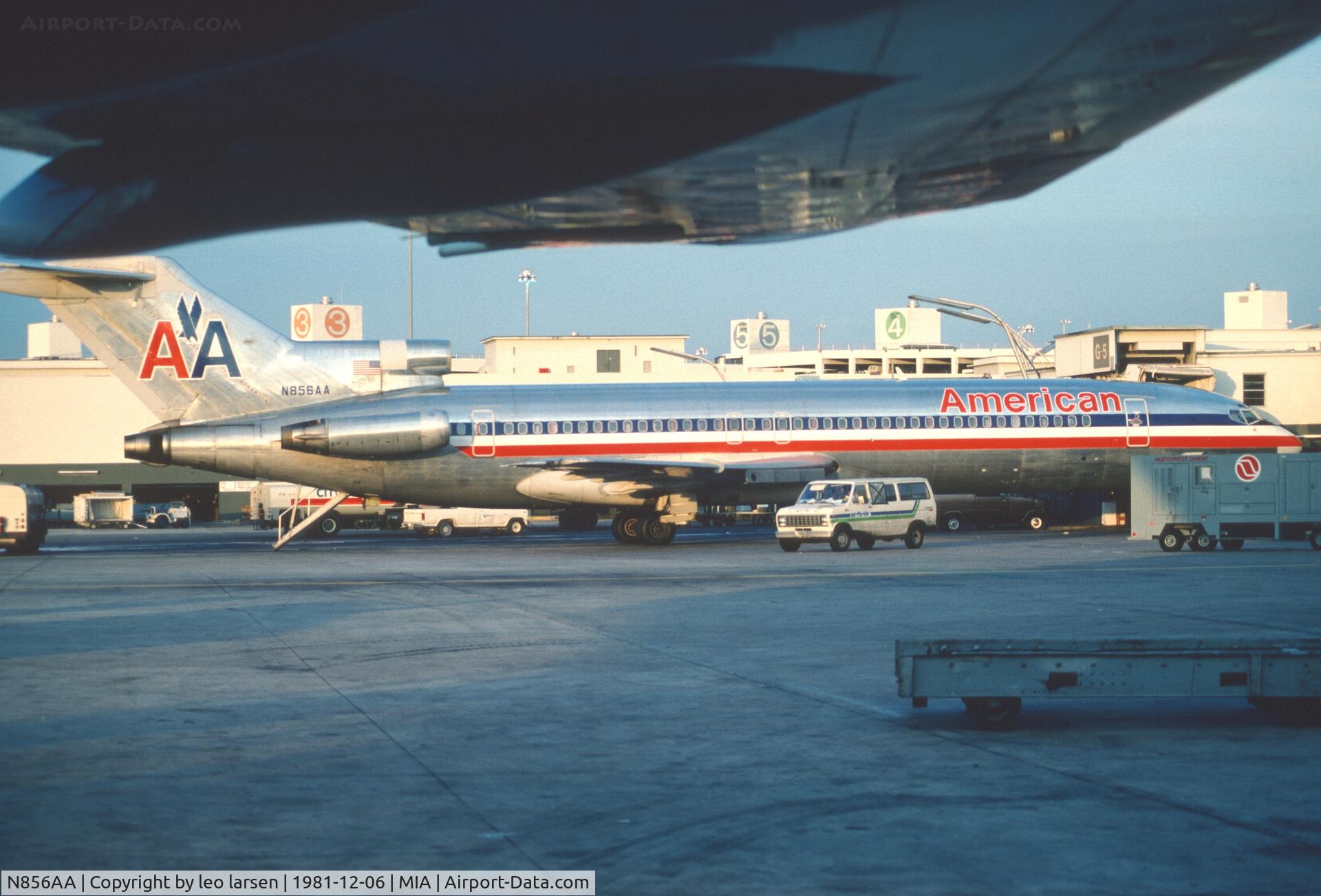N856AA, 1976 Boeing 727-223 C/N 20997, Miami 6.12.1981