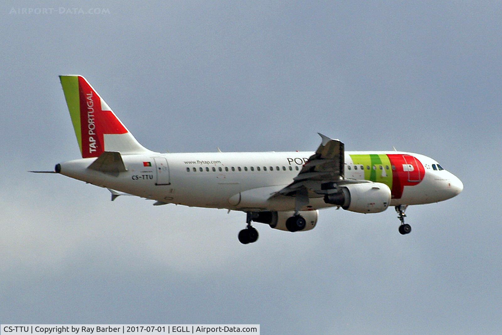 CS-TTU, 2002 Airbus A319-112 C/N 1668, CS-TTU   Airbus A319-112 [1668] (TAP Portugal) Home~G 01/07/2017. On approach 27L.