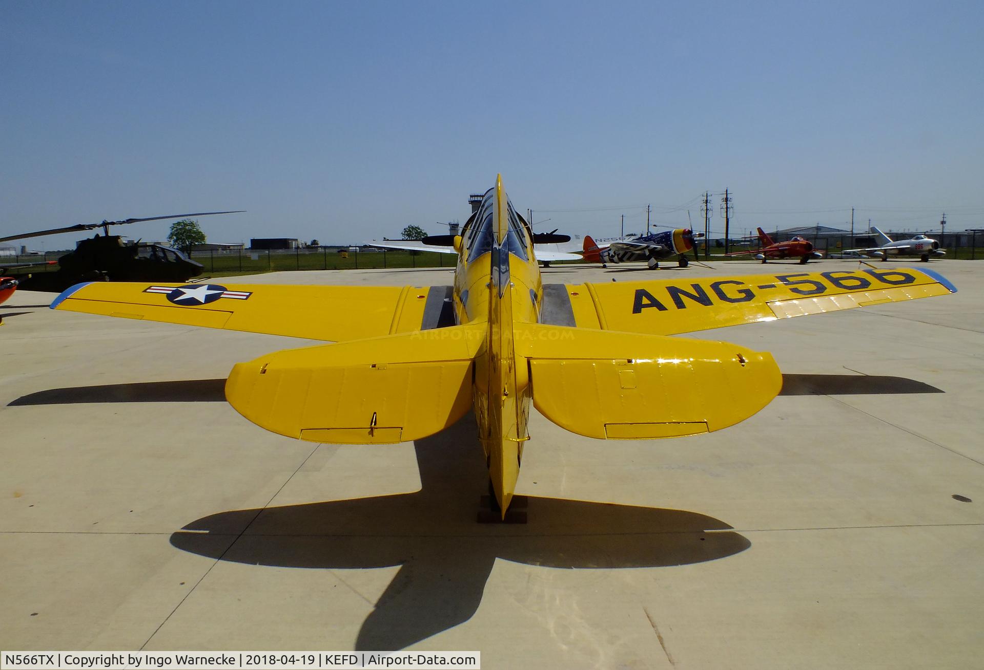 N566TX, North American SNJ-5 Texan C/N 85053, North American SNJ-5 Texan (AT-6) at the Lone Star Flight Museum, Houston TX