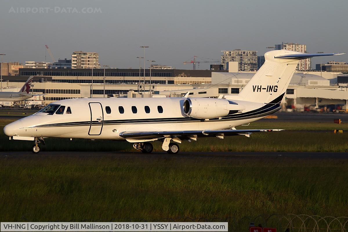 VH-ING, 1999 Cessna 650 Citation VII C/N 650-7104, taxiing