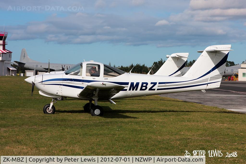 ZK-MBZ, Piper PA-38-112 Tomahawk Tomahawk C/N 38-81A0062, RNZAF Base Auckland Aviation Sports Club, Whenuapai