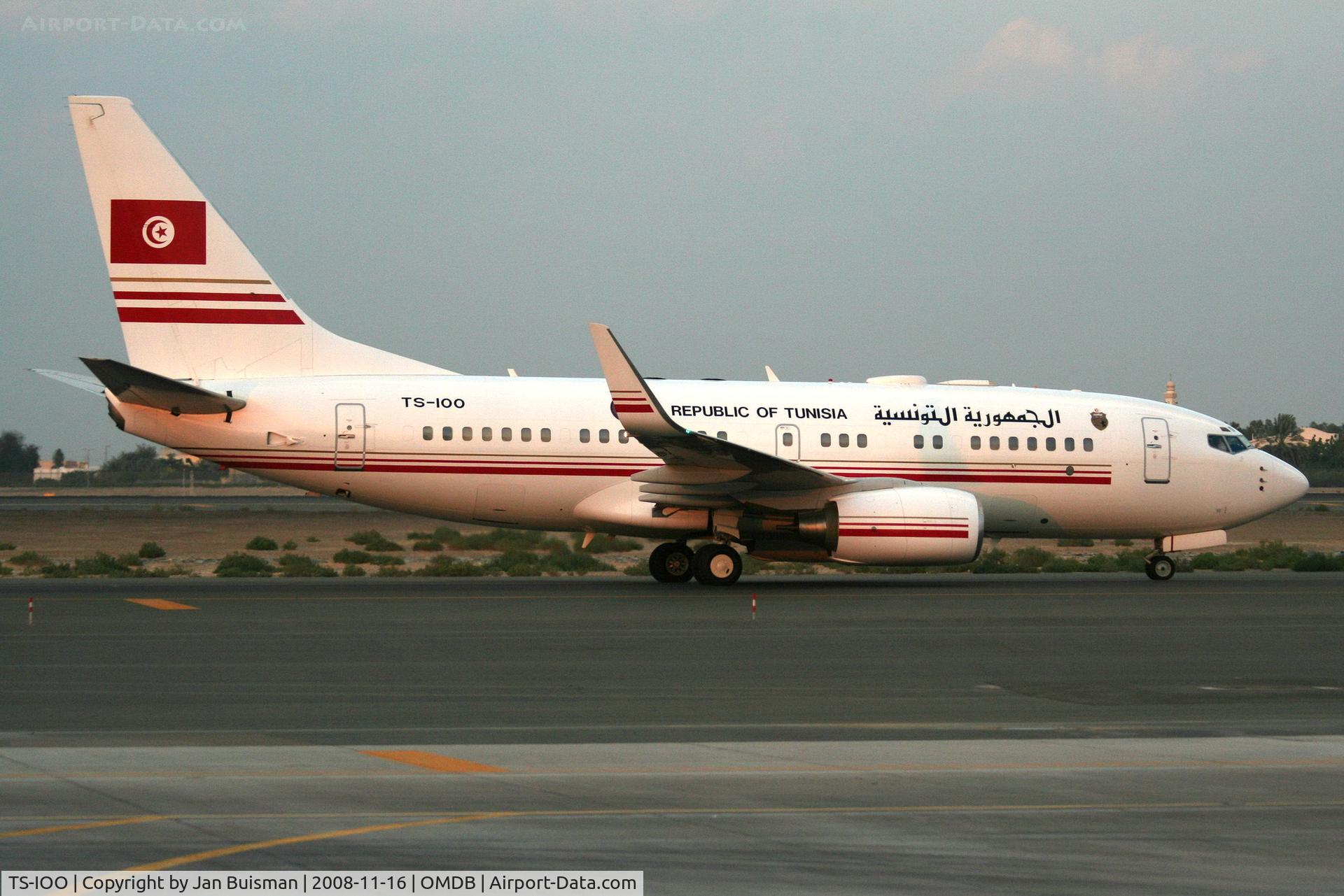 TS-IOO, 1999 Boeing 737-7H3 BBJ C/N 29149/348, Tinesian Government