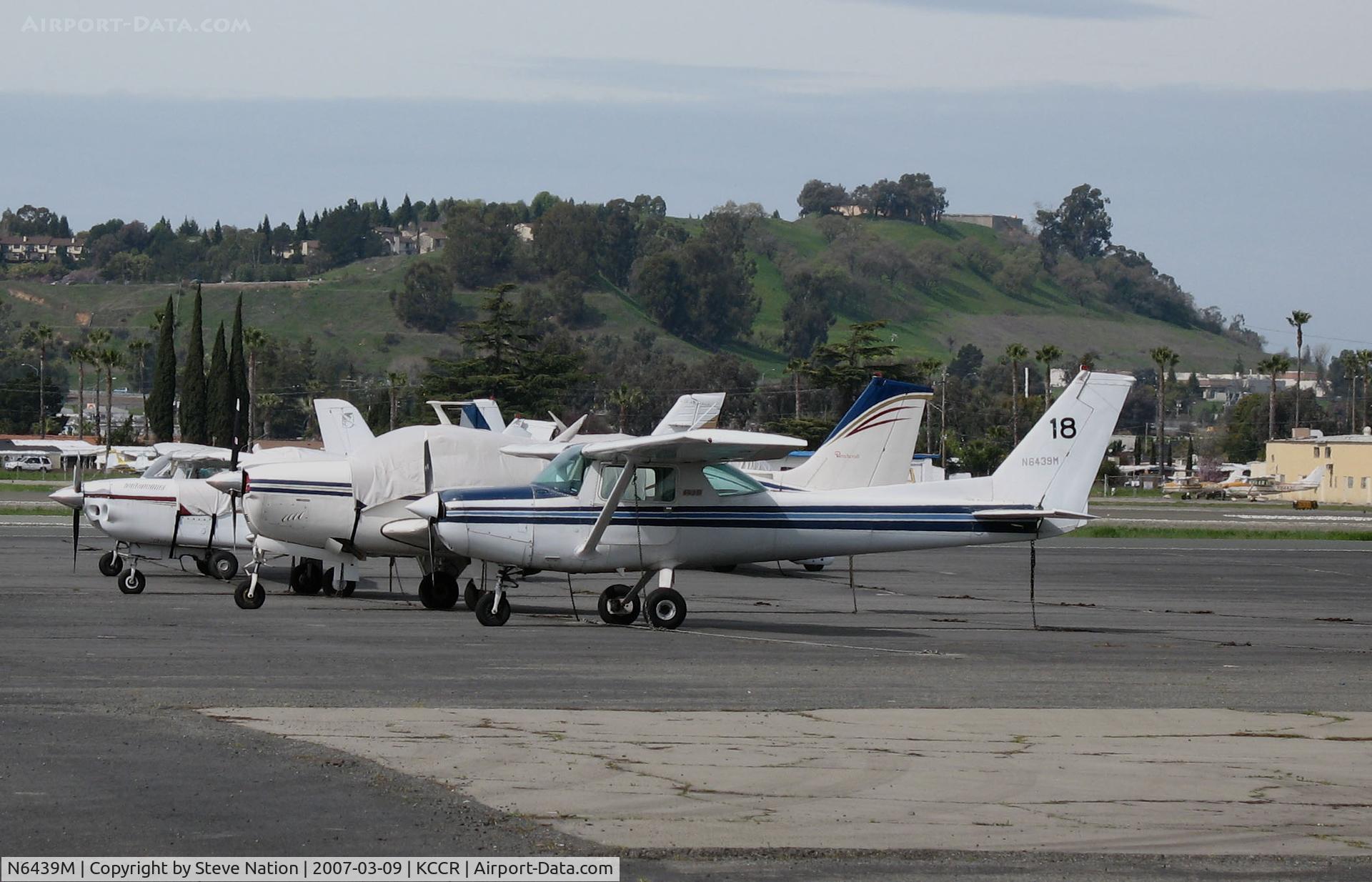 N6439M, 1980 Cessna 152 C/N 15284727, 1980 Cessna 152 #18 @ Buchanan Field (Concord, CA)