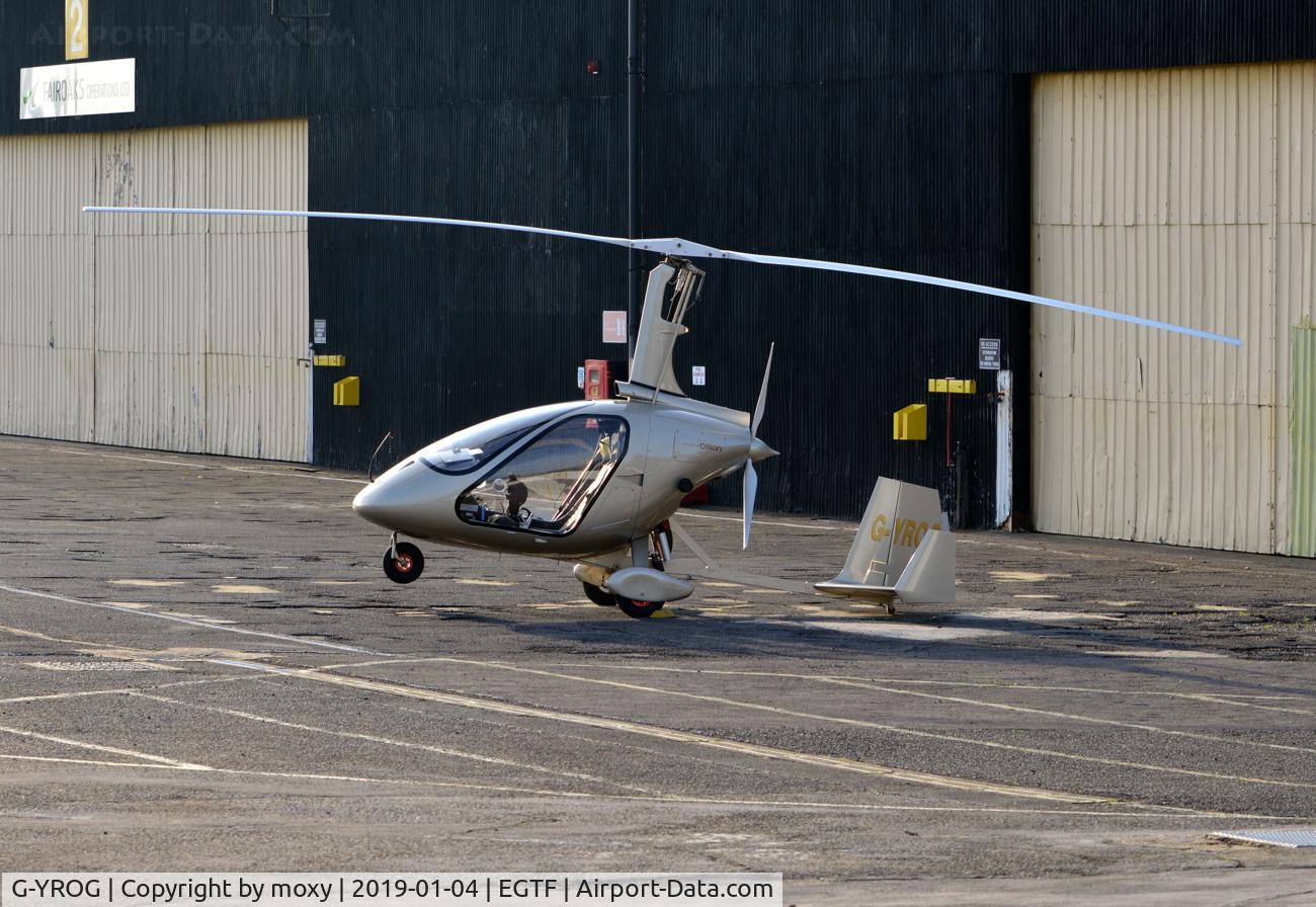 G-YROG, 2015 Magni Gyro M-24C Orion C/N 24-15-9384, Magni Gyro M-24C Orion at Fairoaks.