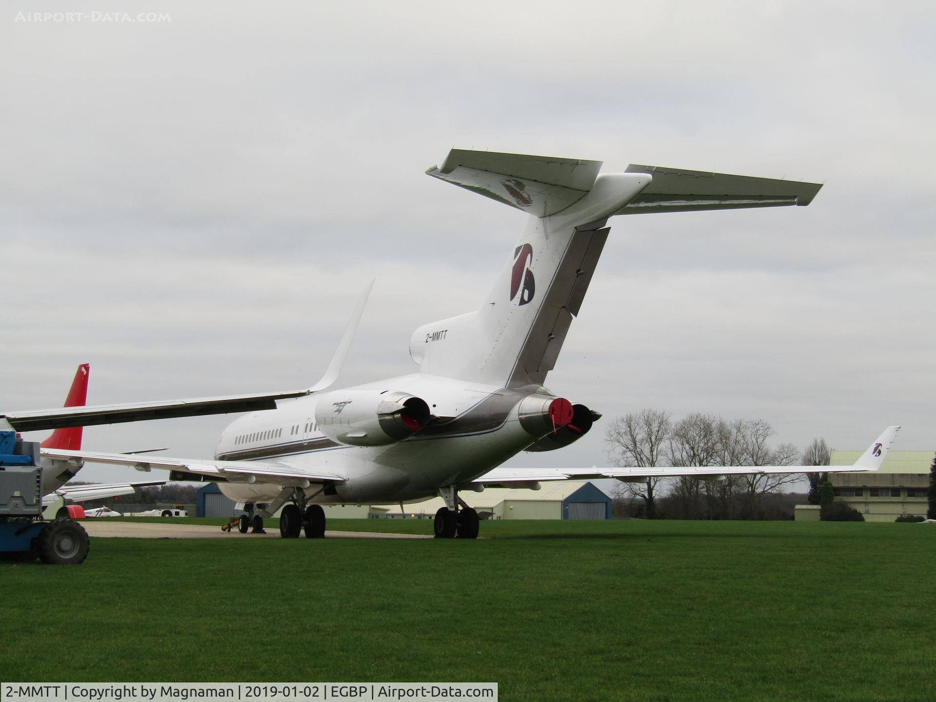 2-MMTT, 1966 Boeing 727-76 C/N 19254, close up from grass area by control tower
