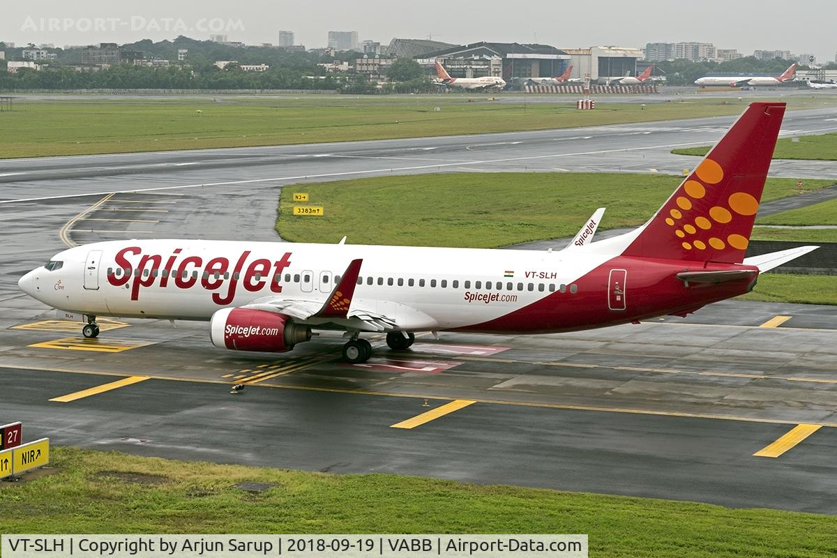 VT-SLH, 2006 Boeing 737-8AS C/N 33597, Taxiing out for departure.