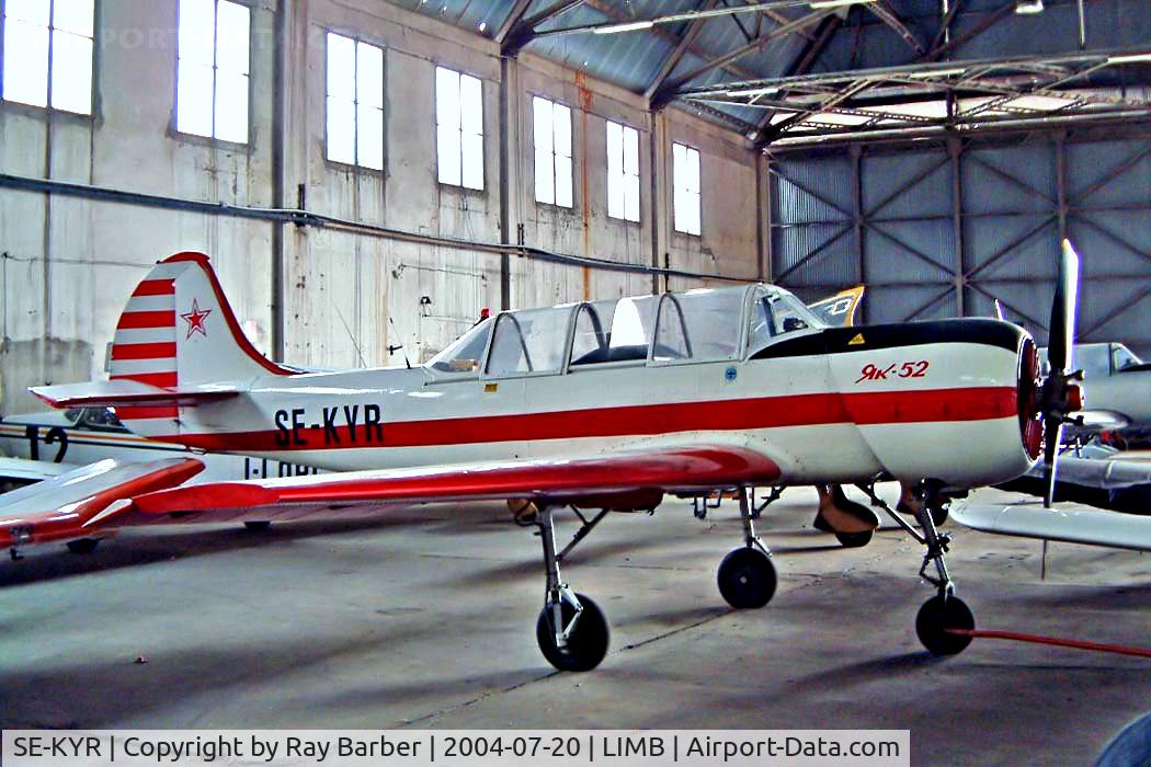 SE-KYR, Yakovlev Yak-52 C/N 888412, SE-KYR   Yakovlev Yak-52 [888412] Milan-Bressio~I 20/07/2004